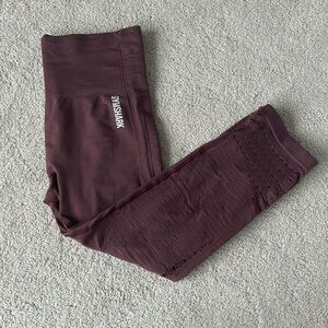 Maroon Gymshark 3/4 cropped leggings with cutouts